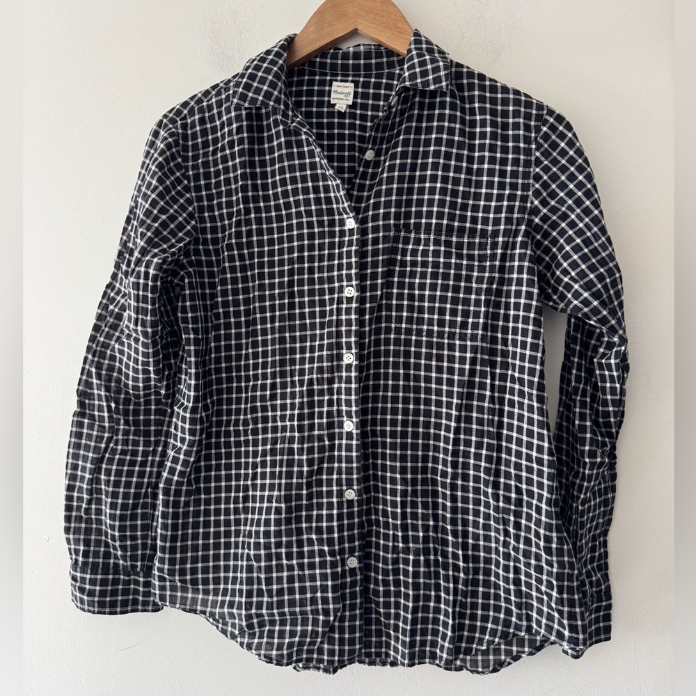 Madewell Women’s Black and White‎ Plaid Long Sleeve Button Down Top